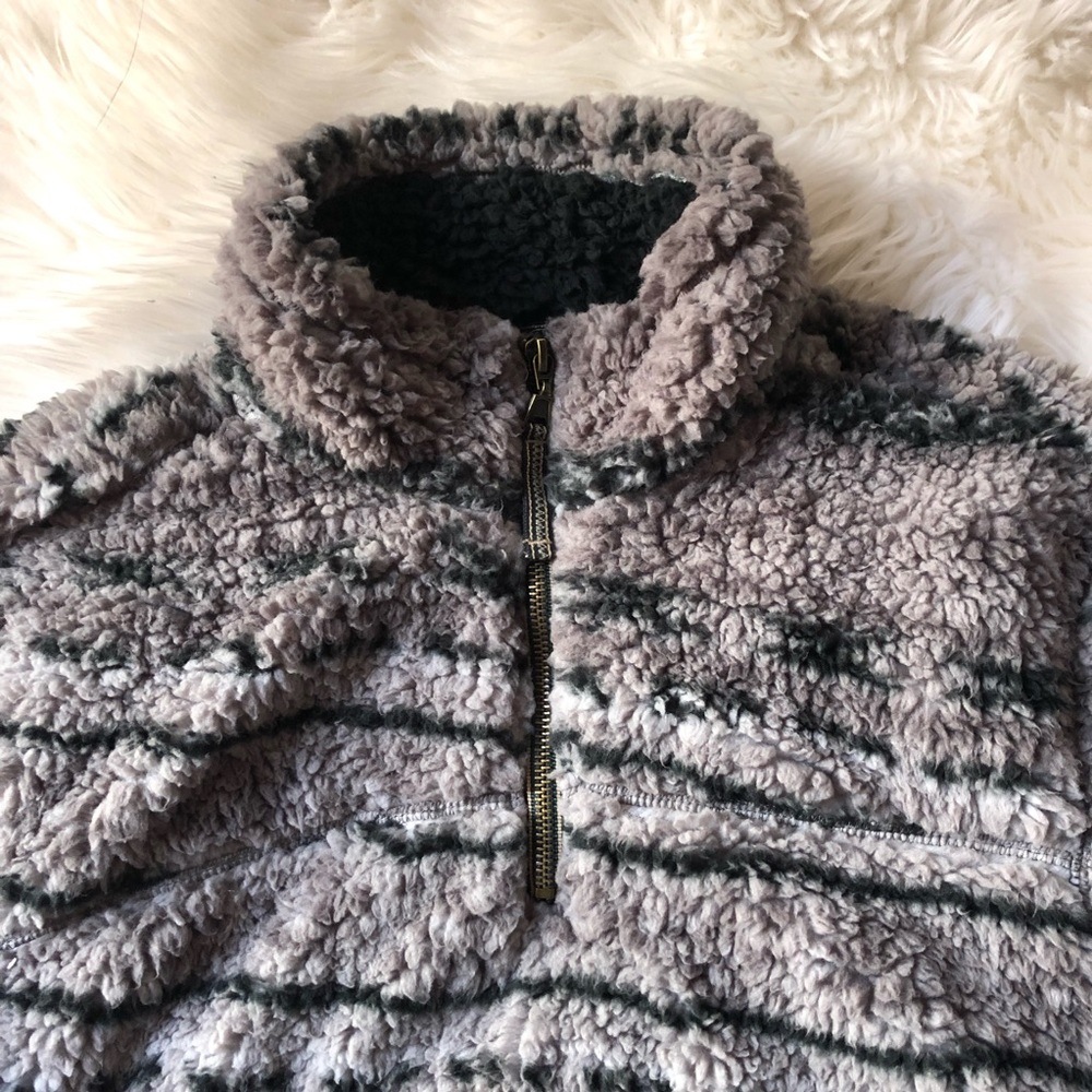 Sherpa Sweatshirt